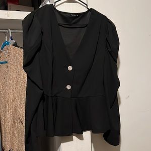 Beautiful long sleeve puff kinda crop top